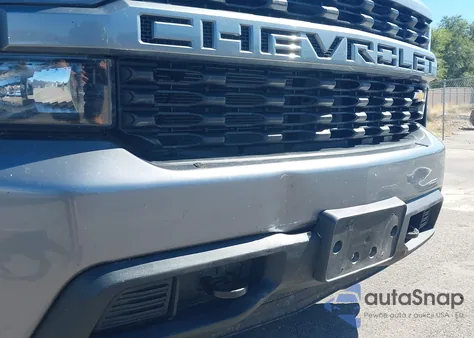 2020 Chevrolet Silverado 1500 4Wd Standard Bed Custom from USA, damaged, VIN 1GCUYBEF1LZ249930